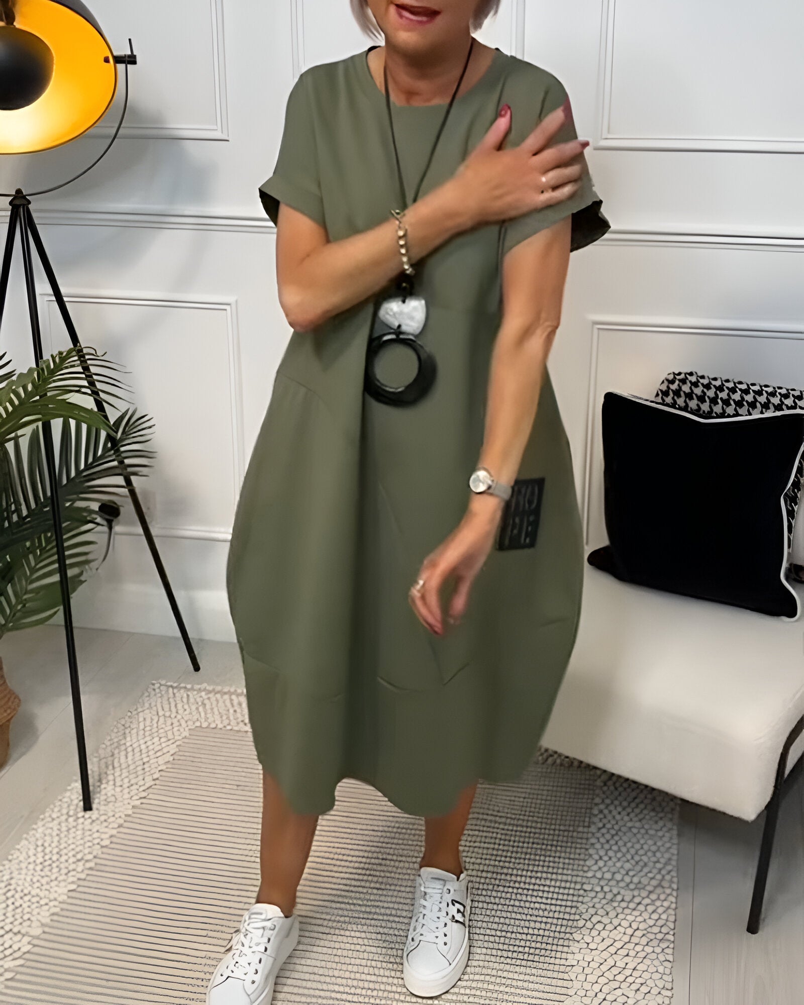 Evadne - Elegant and Comfortable Dress