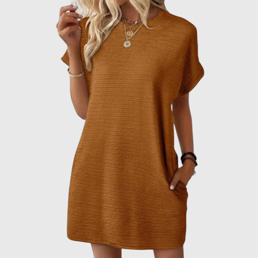 Pauline – Casual Minimalist Round Neck Summer Dress