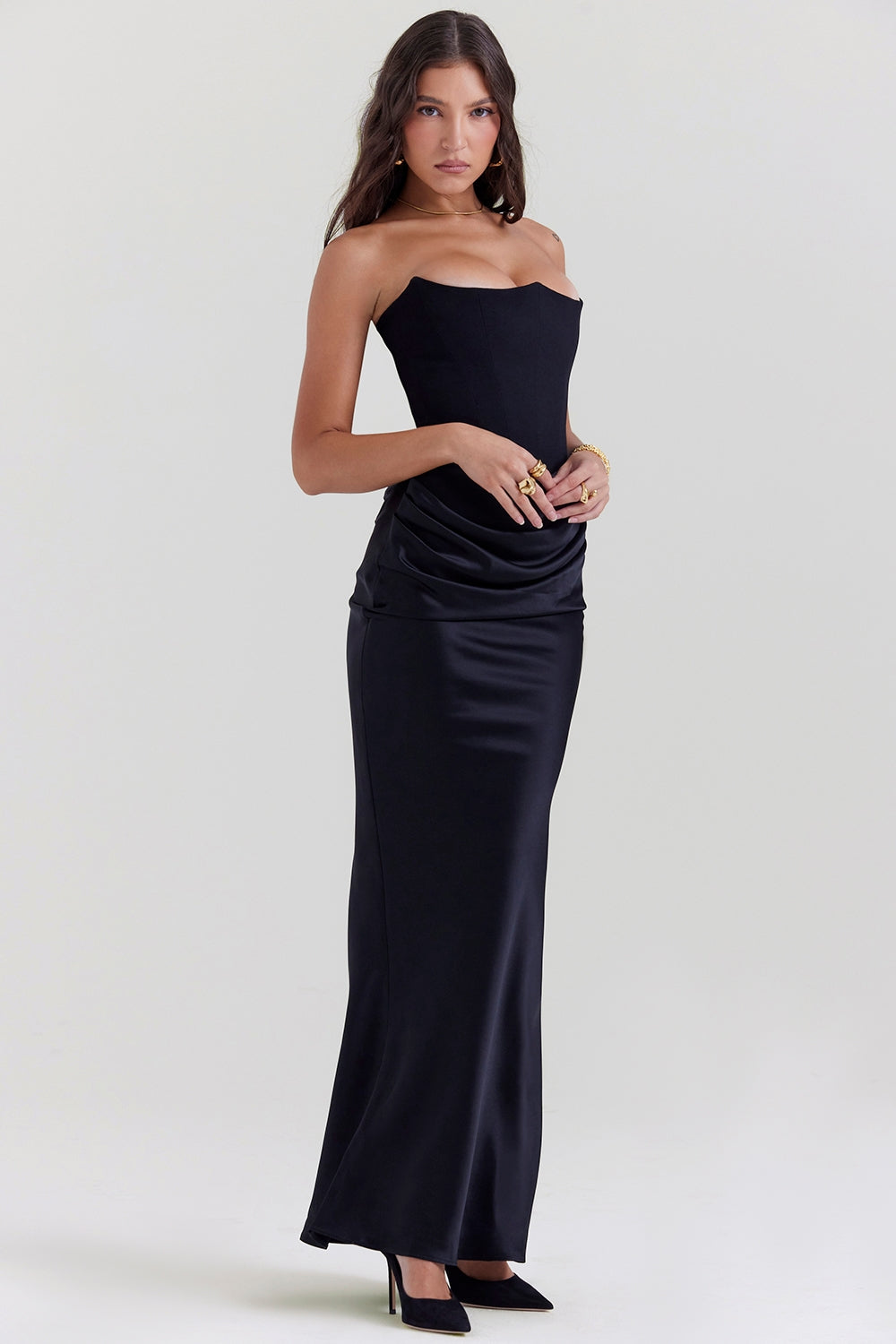 Ariadneessa - Off-The-Shoulder Dress